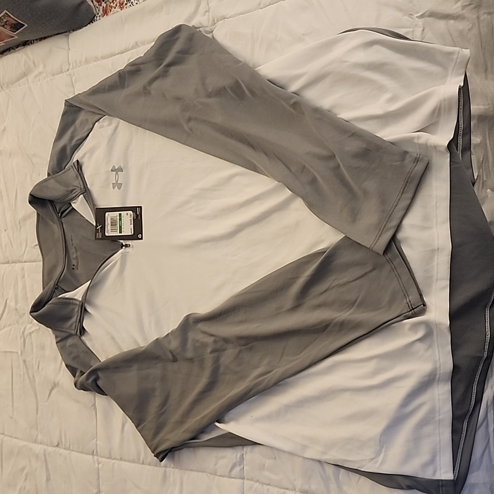 Men's under armour 1/4 zip ong sleeved shirt